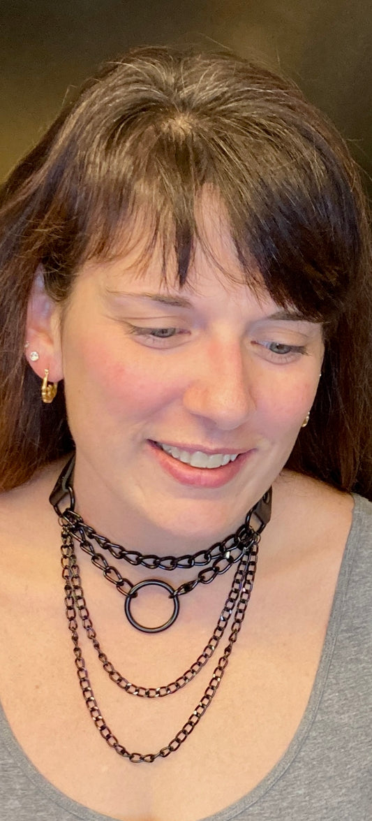 Gothic Punk Black - Choker (4 Chain)